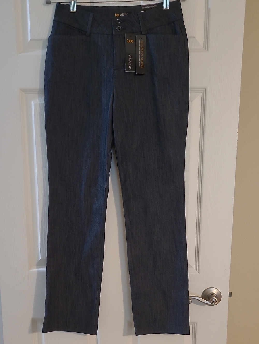 Lee Women's Indigo Straight Leg Jeans Size 8